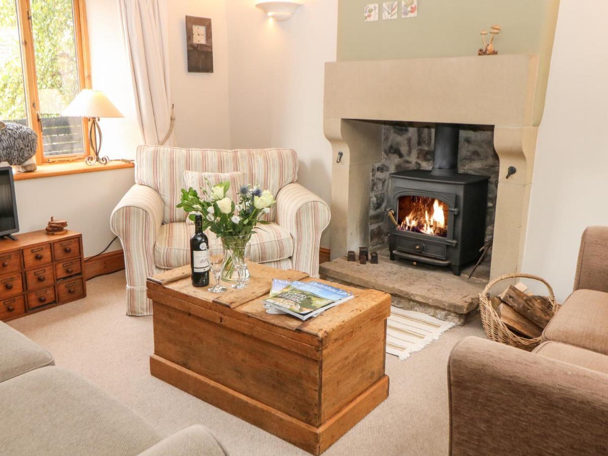 Kempshill Cottage Tideswell Eksteriør billede