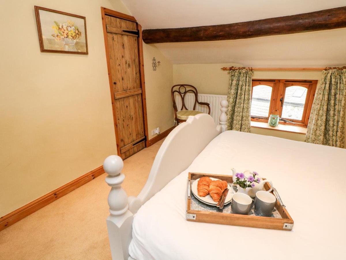 Kempshill Cottage Tideswell Eksteriør billede